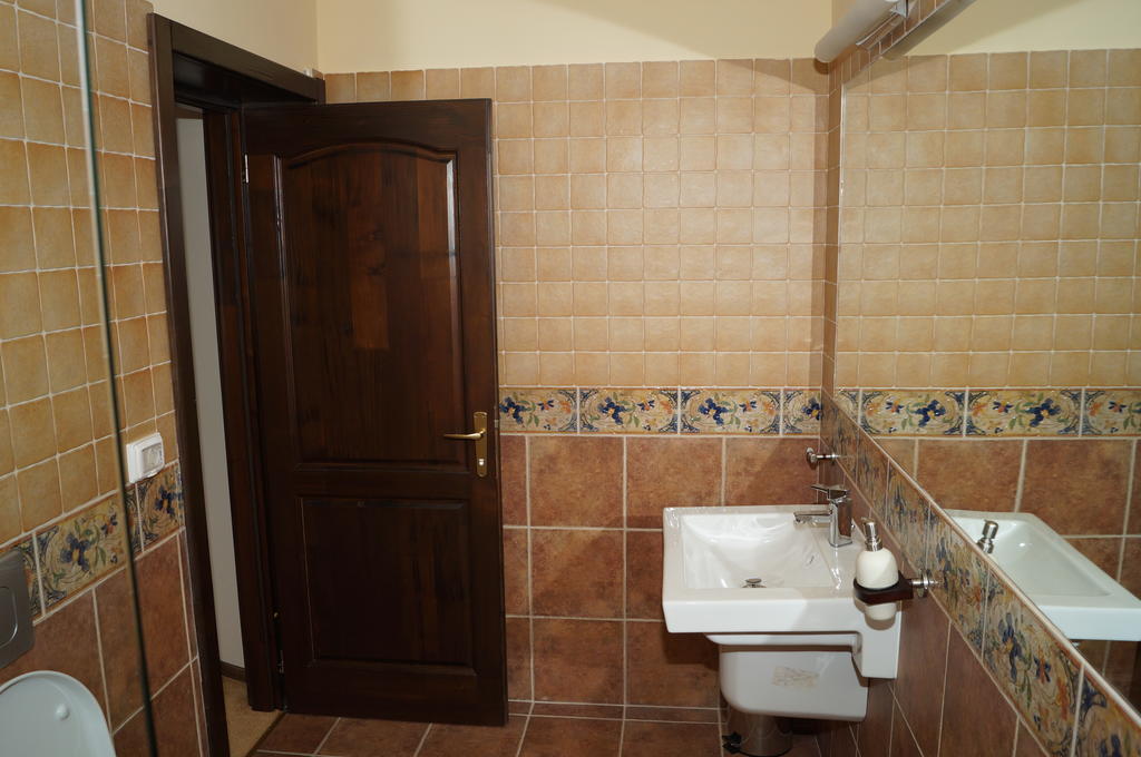 Pensiunea Casa Mircea & Restaurant Ешелница Номер фото
